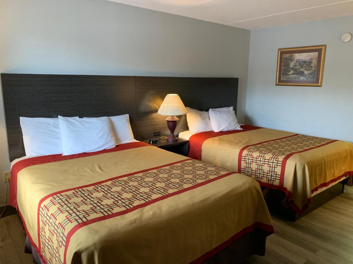 Pigeon Forge Parkway Inn Екстер'єр фото