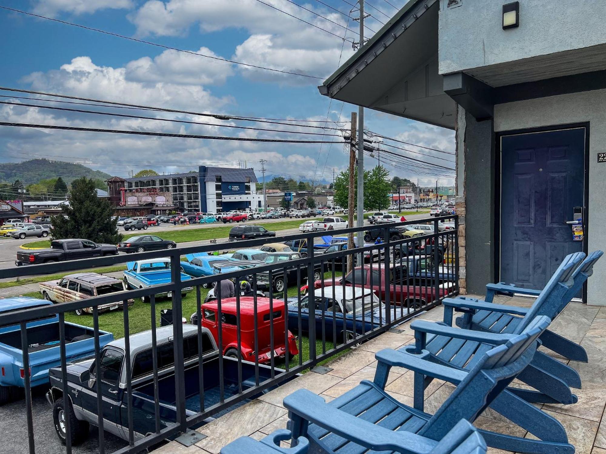 Pigeon Forge Parkway Inn Екстер'єр фото